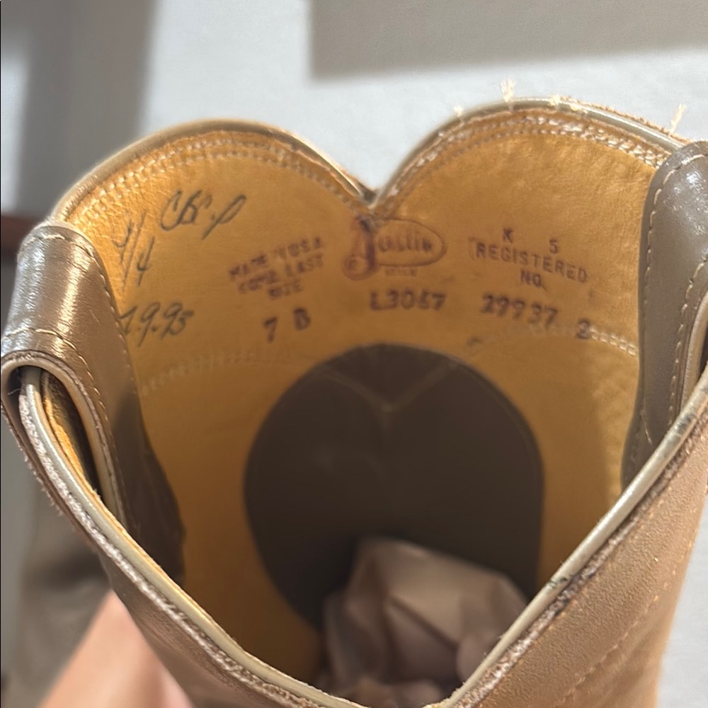 Justin Classic Taupe/Grey Leather Cowboy Boots. Size 7B. EUC! - Picture 10 of 13